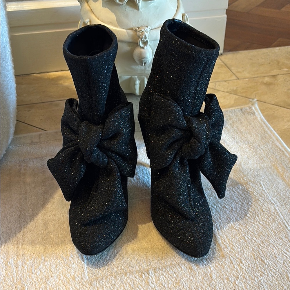 Giuseppe Zanotti Black Ankle Boots with Bow and Textured Fabric Sz 37